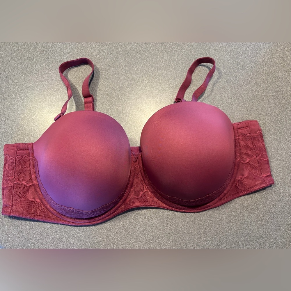 Torrid convertible‎ strapless underwire maroon/pink size 46DD